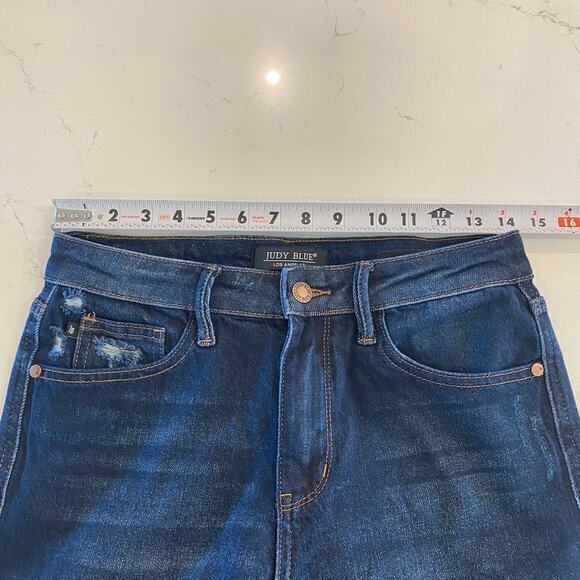 Judy Blue Straight Fit Distressed Jeans Size 3/26 - Picture 8 of 10
